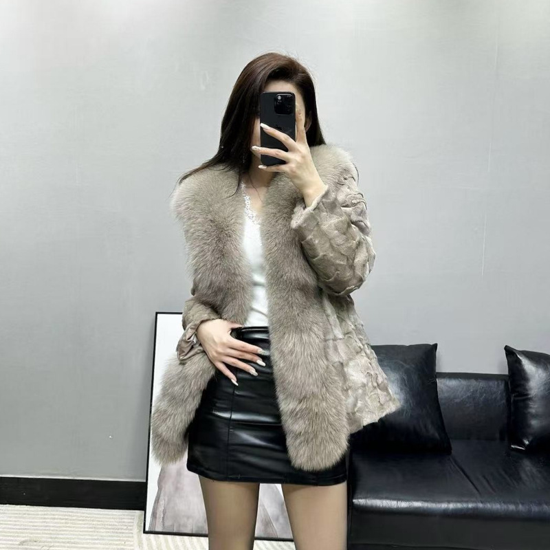 High-End Fashion Autumn and Winter Thickeneded Mink Fox Fur Outwear Women's Warm Fur One-Piece Mink Outwear