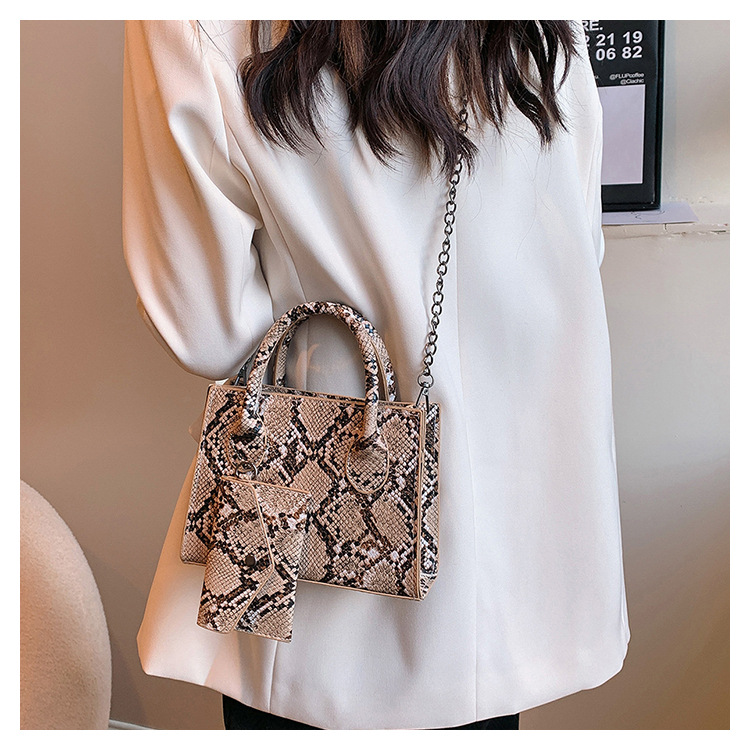 Elegante schlange muster einfache textur handb 2024 neue modische design einzelne schulter crossbody mutter kleine quadratische_voghion.com