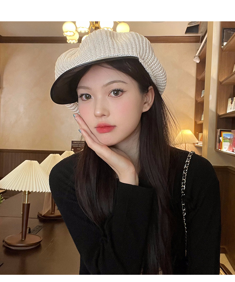 Beige Knitted Beret For Women Breathable Summer Painter Hat_voghion.com