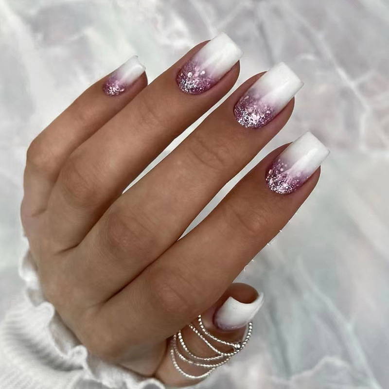 Medium to long European gradient purple wearing armor fragments with glittering pink Instagram style nail patches_voghion.com