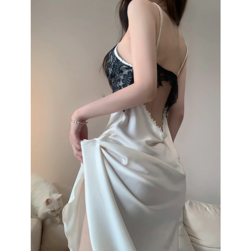 Sexy Women's Ice Silk Thin Nightgown with Chest Pads, French-Style Camisole Nightdress, Long Pure Desire Style Robe, High-End Loungewear