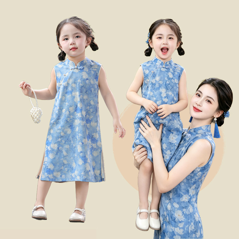 Elegant Blue Floral Mother-Daughter Dress, Summer Style, Improved Cheongsam-Style Loose Dress, Slimming Long Dress, Elegant Parent-Child Outfit