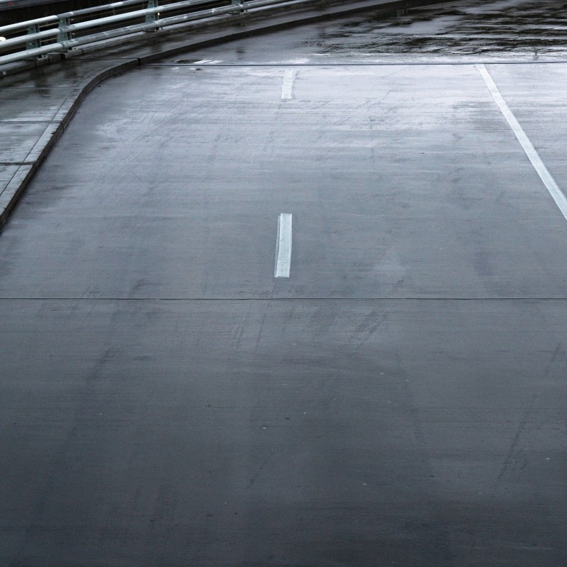 水泥基渗透结晶型涂料防水涂膜，施中金属管道外防水防腐。