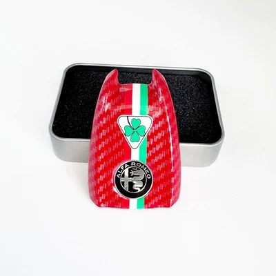 Shell Stelvio Carbon Fiber Pattern Car logo - black-label-four-leaf-clover-three-color-pattern-red-carbon-fiber-back-cover