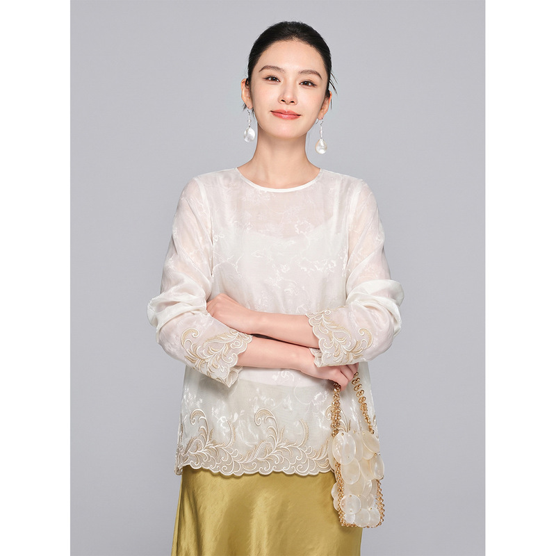 【Zhihetang】New Chinese-style round-neck embroidered top, autumn long-sleeved blouse with lace trim, loose-fitting and slimming design