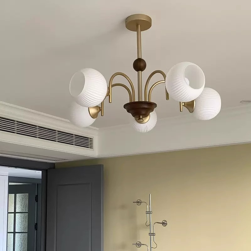 Lámpara de la sala de estar nórdica, luces de comedor de frijoles mágicos de estilo italiano, luces de habitación de dormitorio Bauhaus modernas y medievales