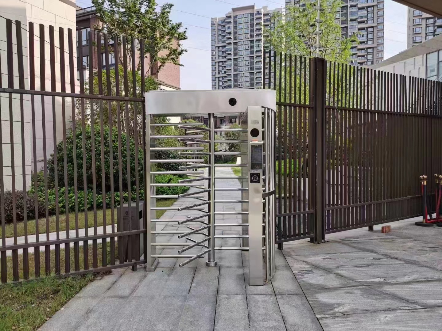 工地人脸识别刷卡门禁全高转闸实名制人行通道闸机住建局摆闸翼闸