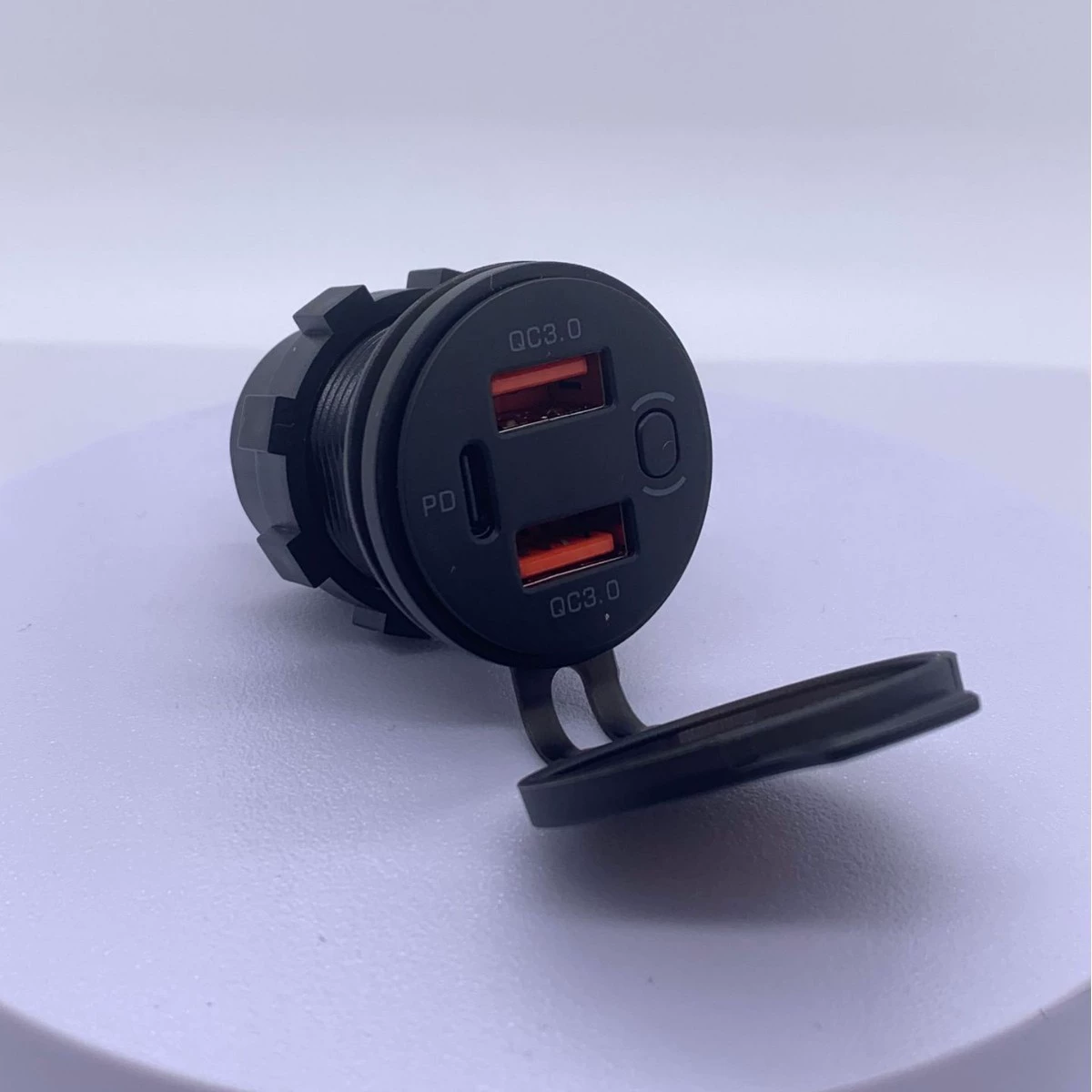 Кросс-граничное мотоциклетное модифицированное USB-автомобильное водонепроницаемое автомобильное зарядное устройство для мобильного телефона, оснащенное сверхбыстрой зарядкой PD 30 Вт