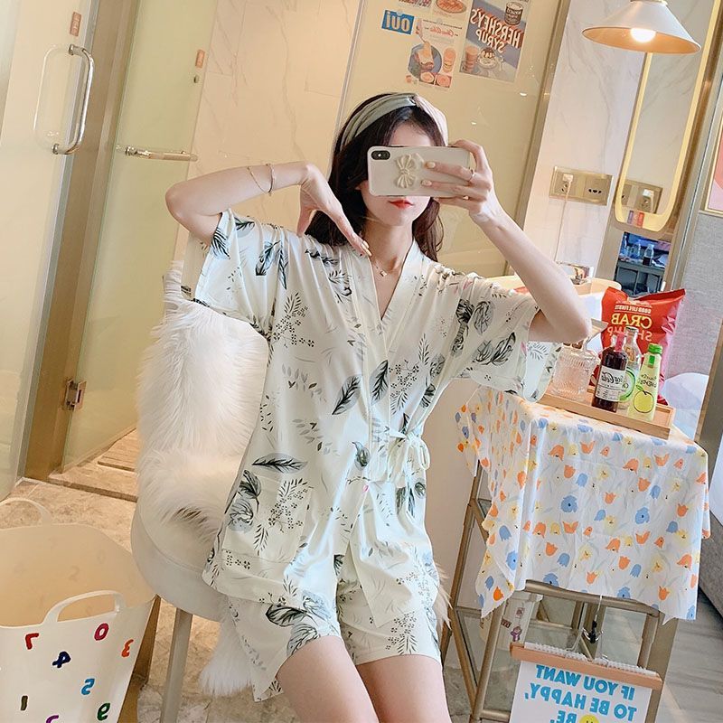 Pijamas al por mayor transfronterizos para niñas, pantalones cortos de manga corta con estampado de cuello de kimono de algodón de imitación de verano, traje de dos piezas, ropa a domicilio