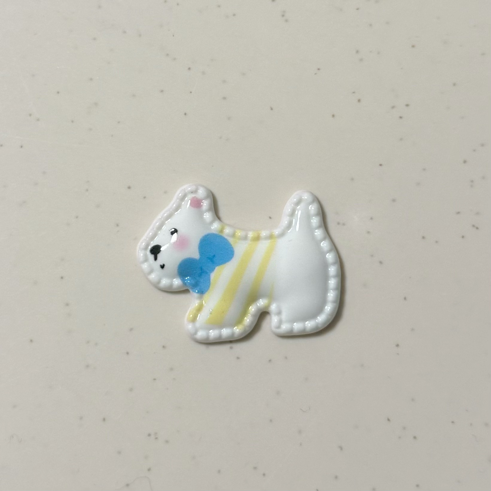 프린트 강아지 [흰색과 노란색 신발 패턴]