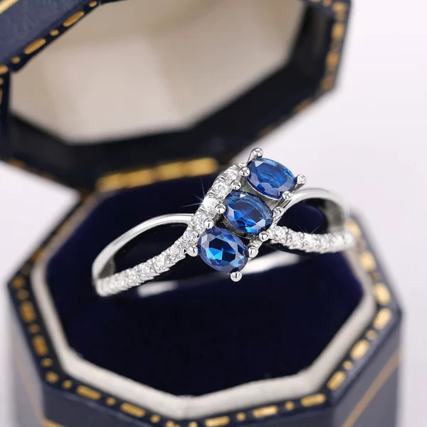 Geometric Ring Zircon Ring for Women, Simple Design, Oval Ring, Fashionable French Style, Versatile Jewelry