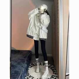 冬季新款学院风小个子设计感双色皮扣羊羔绒棉服加厚外套女潮