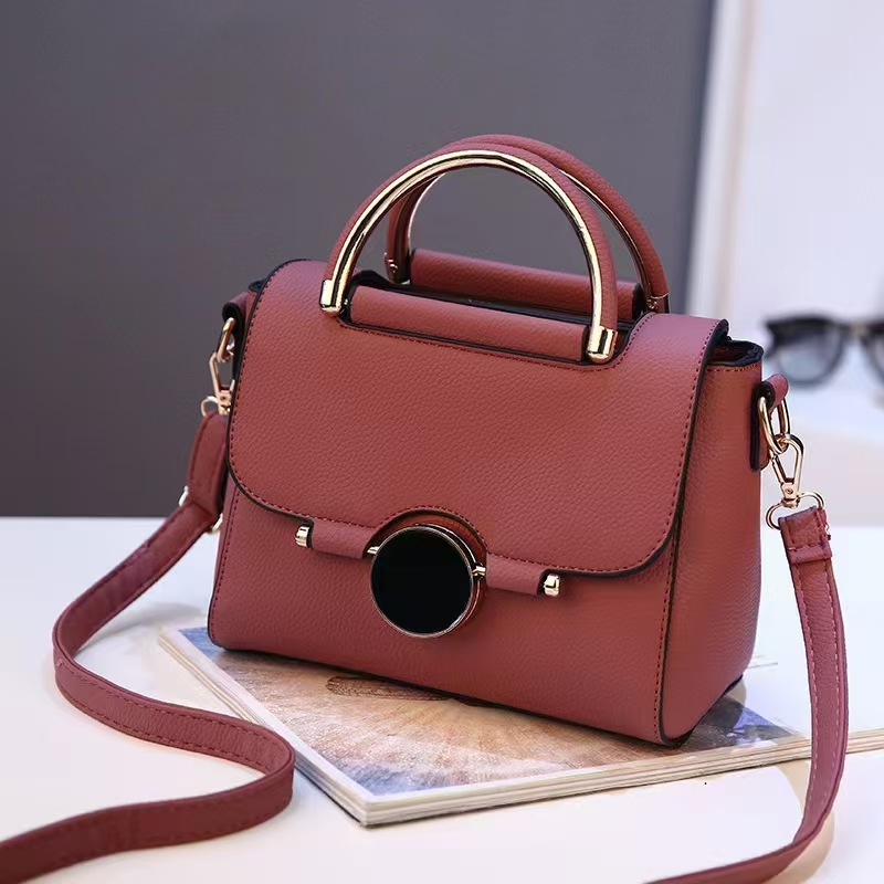 Single Shoulder Summer New Fashion Solid Color Simple Magnetic Buckle Crossbody Handbag Small Square Bag_voghion.com