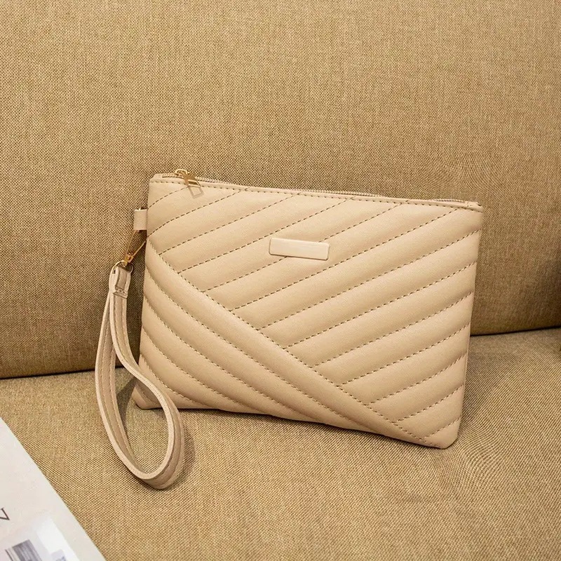 Bolso de Mano con Bordado para Mujer de PVC de Gran Capacidad para Uso Diario image 8