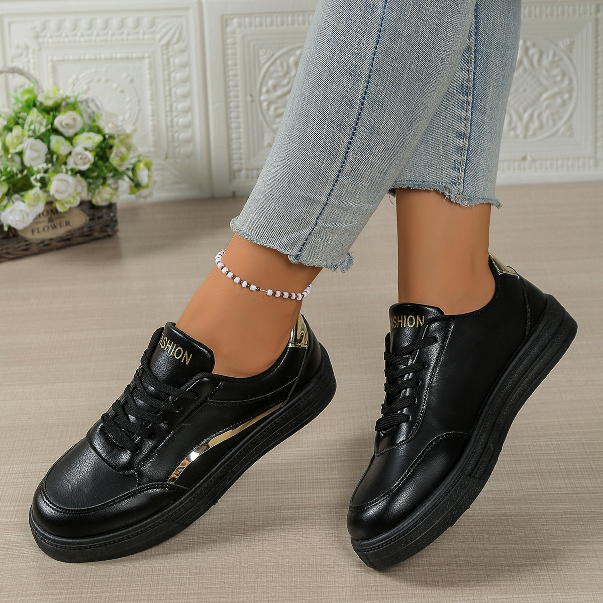 Comercio exterior2026 primavera transfronteriza nuevo europeo y americano zapatos blancos casuales zapatos deportivos casuales zapatos de altura baja zapatos individuales de tamaño grande