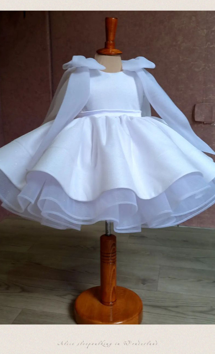 Vestido de cetim branco para menina com laço e tutu princesa_voghion.com