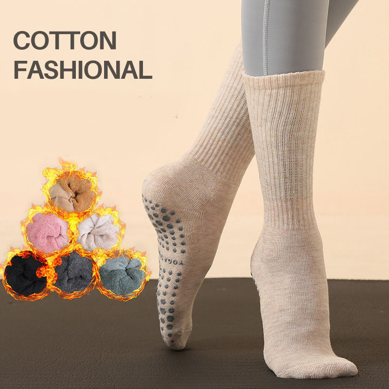 New Spring Indoor Non-Slip Yoga Socks for Women, Cotton Custom Logo Pilates Crew Grip Socks
