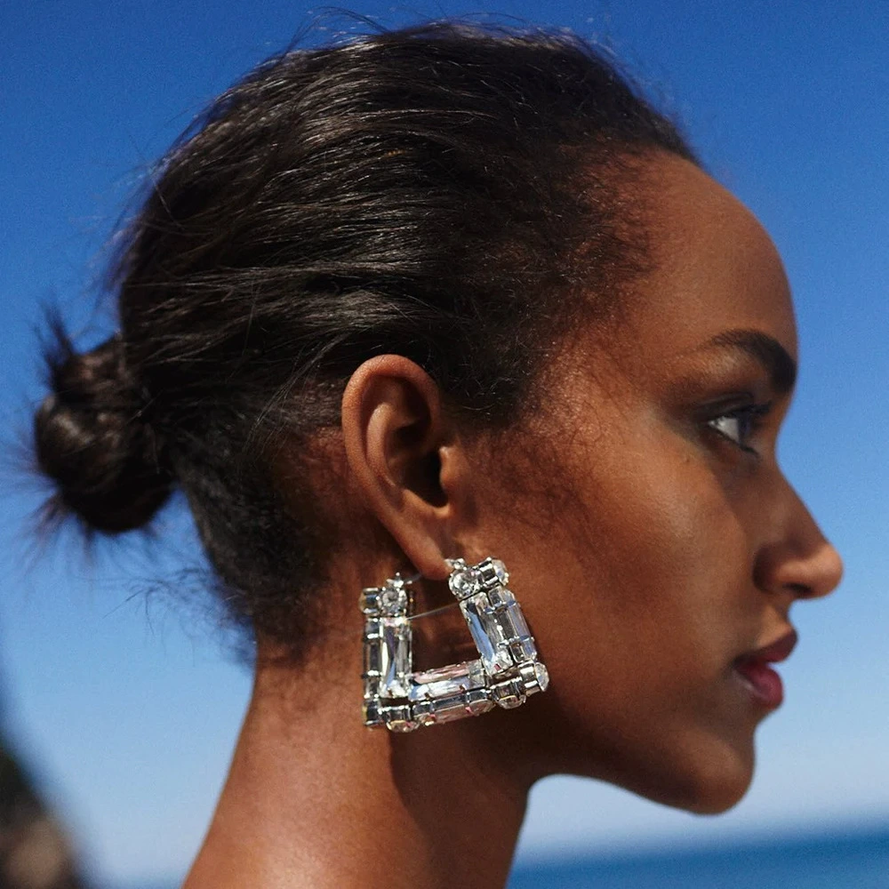 Корейский стиль холодный стиль полые квадратные пряжки для ушей женские креативные геометрические серьги со стразами темперамент Индивидуальные ювелирные серьги