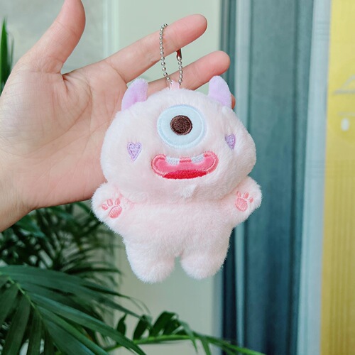 Internet celebrity cute big-eyed monster pendant plush toy doll creative bag pendant keychain rag doll doll