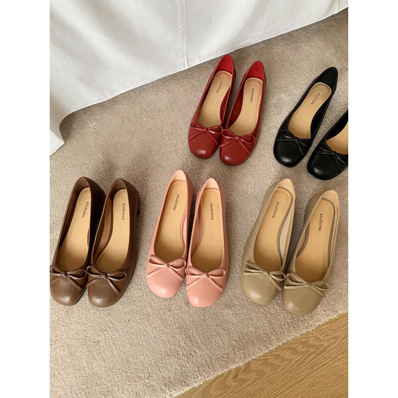 Genuine Leather Bow-Knot Single Shoes for Women, Spring and Autumn Style, Soft Leather Flat Ballet Shoes, Small Round Toe Flat Shoes, Comfortable Soft-Soled Women's Shoes Genuine Leather Bow-Knot Single Shoes for Women, Spring and Autumn Style, Soft Leather Flat Ballet Shoes, Small Round Toe Flat Shoes, Comfortable Soft-Soled Women's Shoes