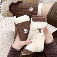 �Ľq�����m��Ů�Ӻ�ů��Ͳ�m��ɫ�p��q�L�m�Ӽұ�ů�ذ�˯���m