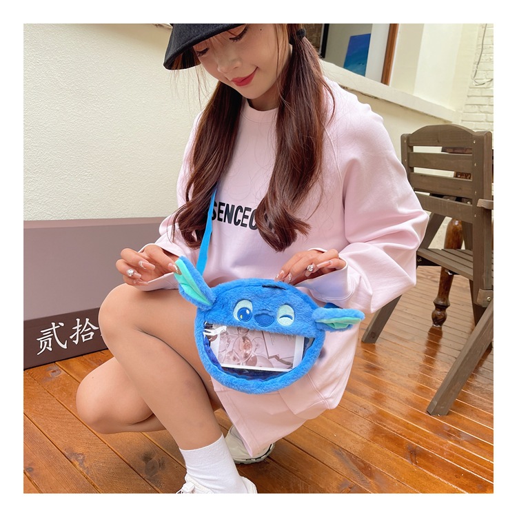 Creative storage bags, tissue boxes, cartoon cat pen cases, soothing plush toys, cute and stress-relieving doll bags undefined