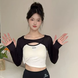 披肩;成人帽;半身裙