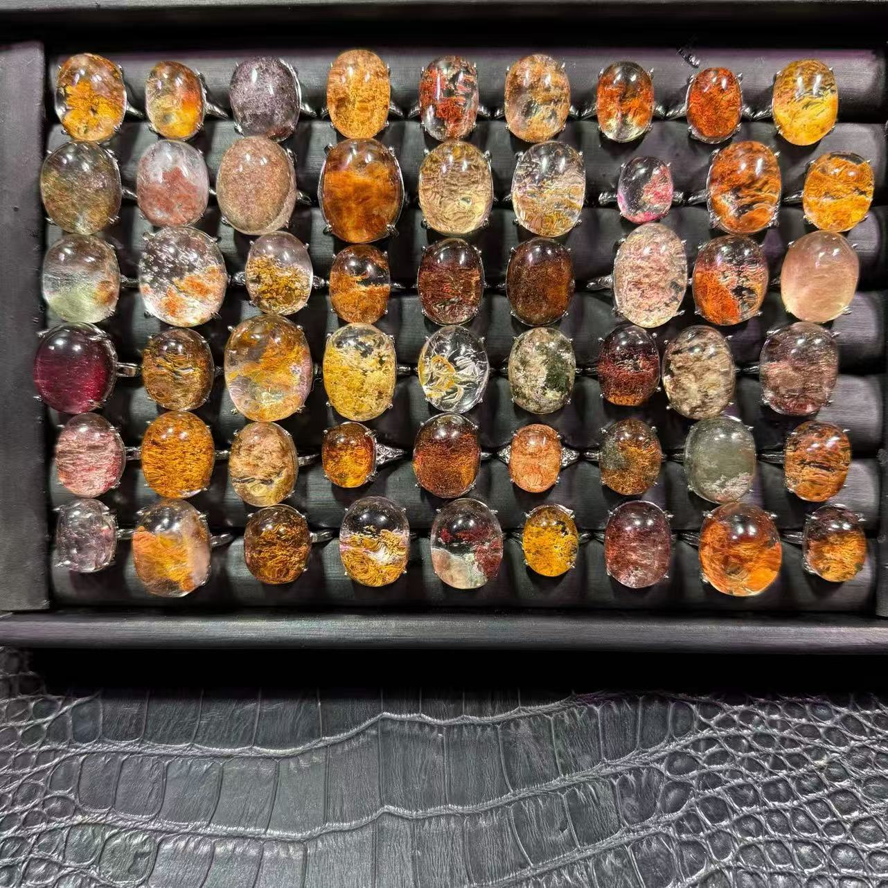 Natural Colored Ghost Quartz All-Season Ghost Crystal Raw Stone Ring, Live Broadcast Hot-Selling Wholesale