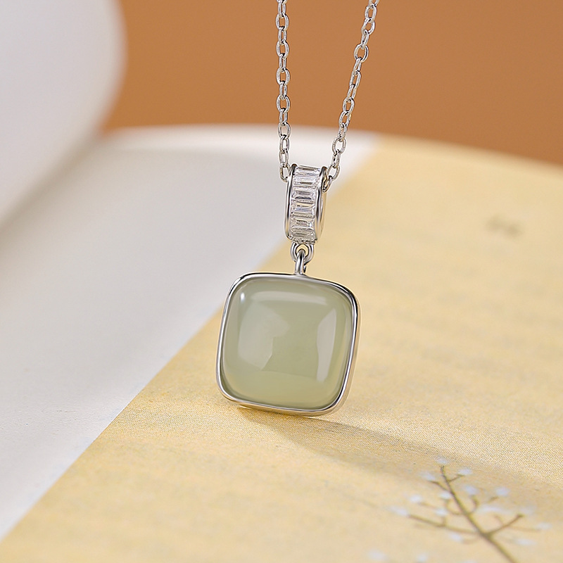 Mặt dây chuyền bạc S925 đá ngọc bích thiên nhiên hình vuông phong cách Trung Hoa — Mặt dây chuyền đơn (không bao gồm dây chuyền)