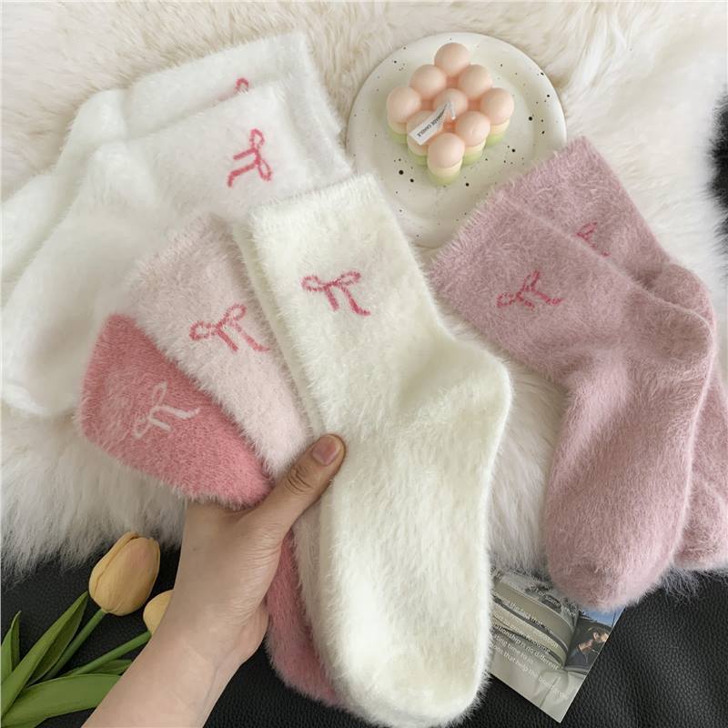 袜子女冬季水貂绒蝴蝶结毛绒袜可爱甜美中筒袜加厚保暖睡眠袜|undefined