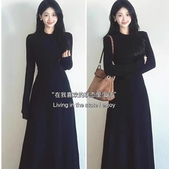 赫本风黑色长袖连衣裙子早秋季女装2025新款法式气质修身显瘦长裙