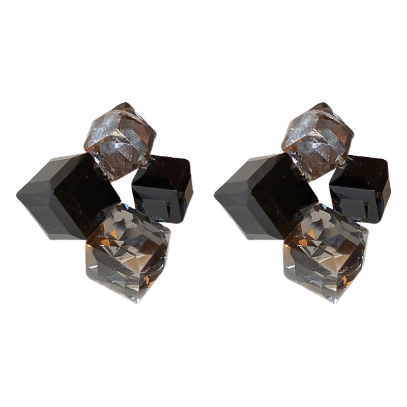 Pendientes cuadrados de cristal artificial irregular con aguja plateada, pendientes geométricos de alta gama, versátiles para el día a día, para mujer