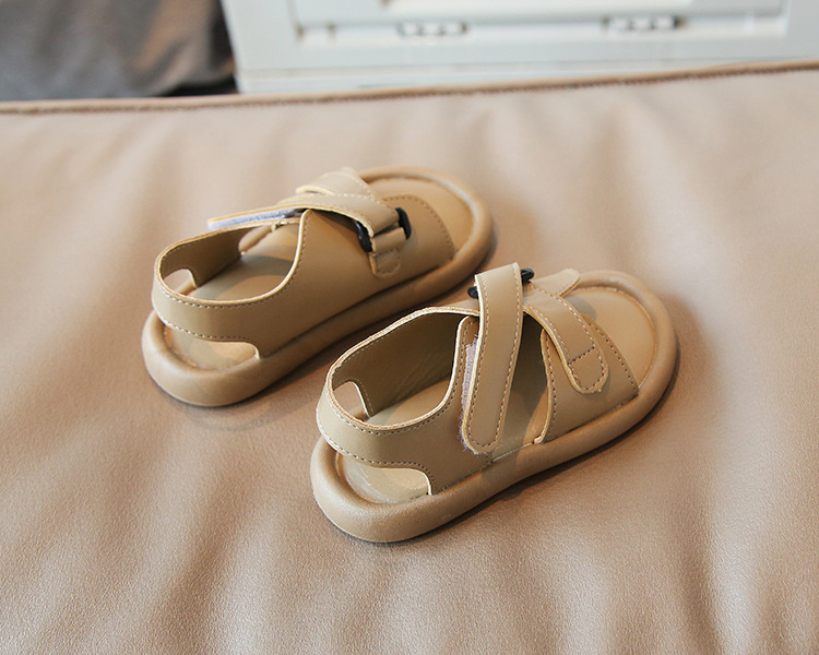 Versione coreana casual Velcro 2022 estate nuove scarpe da spiaggia per ragazzi e ragazze tendenza per sandali per bambini di piccole e medie dimensioni_voghion.com