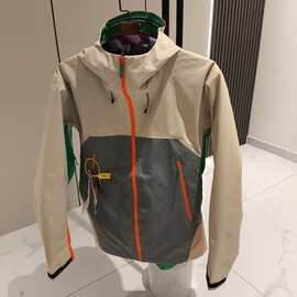 鸟家松赞南迦巴瓦户外运动硬壳全压胶防水登山服冲锋衣男女外套潮