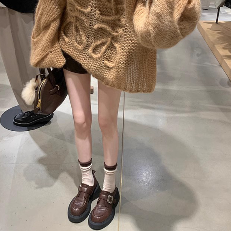 Grava Madre otoño y invierno nuevo estilo lavado de cuero de caballo cabeza redonda estilo británico un pedaleón de tacón grueso Lefour zapatos de cuero pequeñas zapatos de mujer