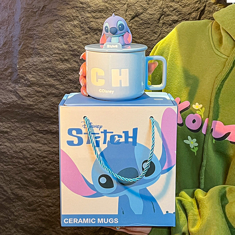 Stitch Taza de agua de cerámica Juego de tazas Forma con tapa Taza de pareja de alto valor Regalo de cumpleaños