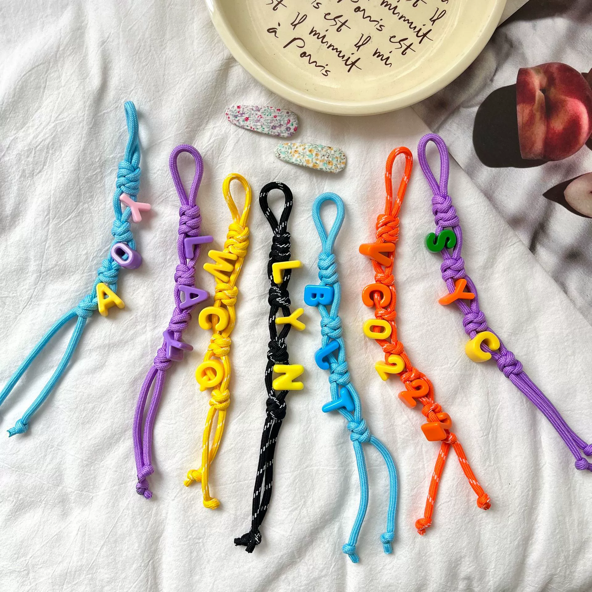 Подвеска для сумки Miu Miu, плетеная веревка, популярный DIY-ланч для телефона, брелок, бусины с цветными буквами Yingyuan