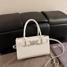 �p�ݿ羳�{�~�y�L��μ���ٴ�б����r��������͹ų���С����