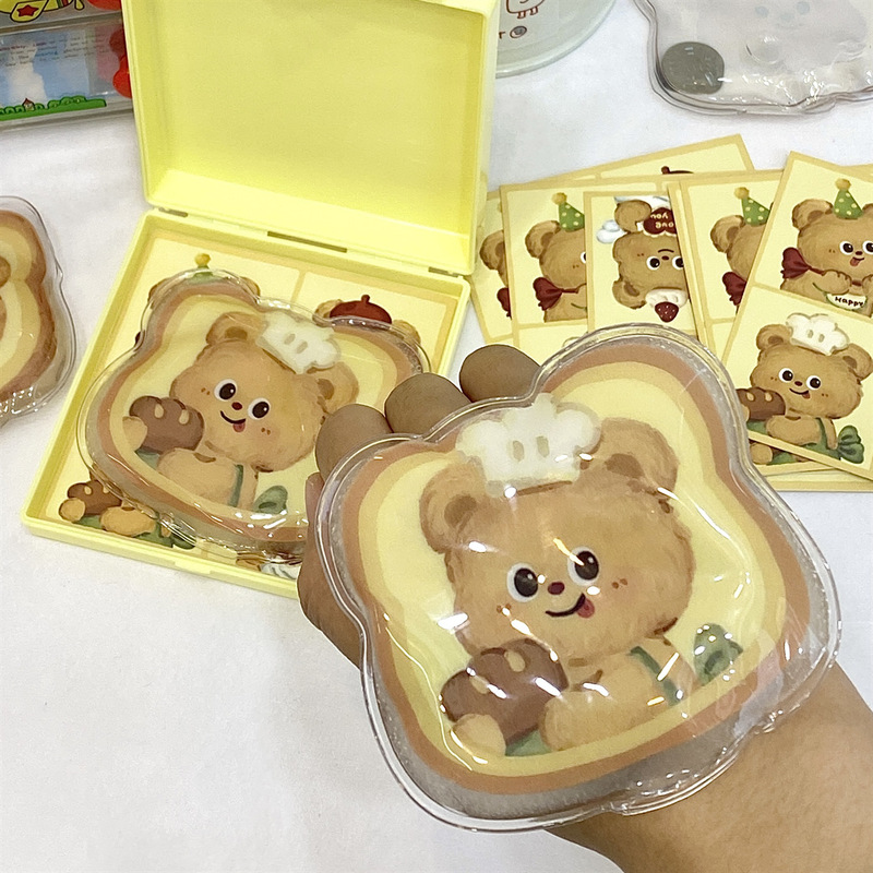 オリジナルのバター熊は熱を割って手を温めます。|undefined