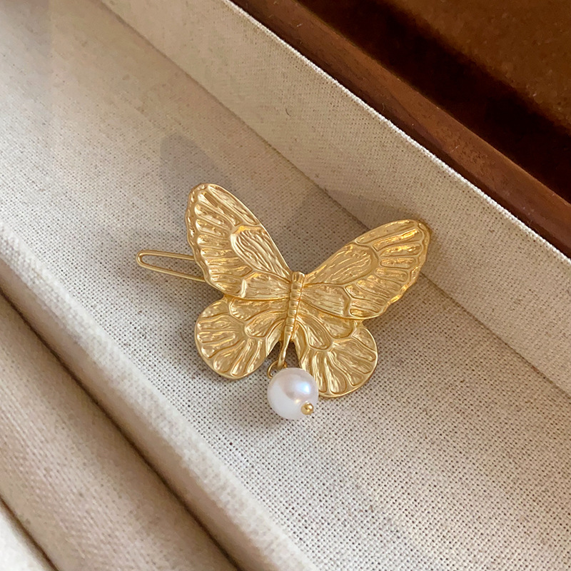 Carpeta de agarre de palabra redonda de color café, clip de tiburón de pelo de disco de alta gama retro, personalidad simple y de moda, nueva horquilla, accesorios para el cabello