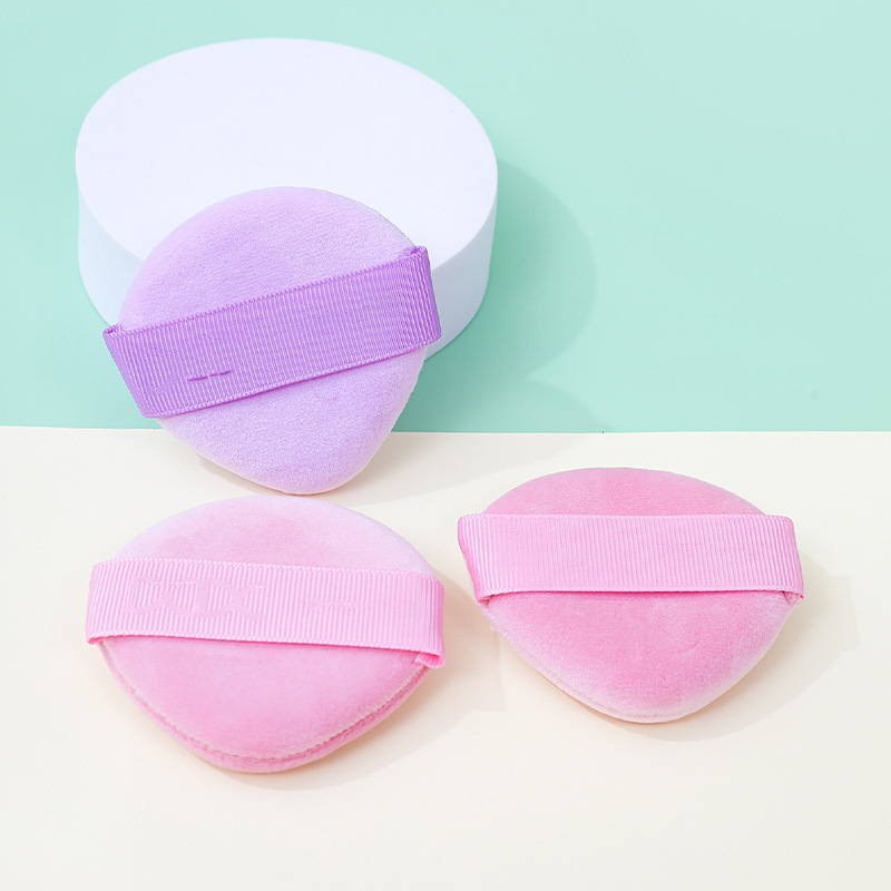 Polvo de polvo púrpura personalizado de polvo de polvo púrpura super suave espeso no comer polvo seco y húmedo de doble propósito tipo gota de agua esponja maquillaje
