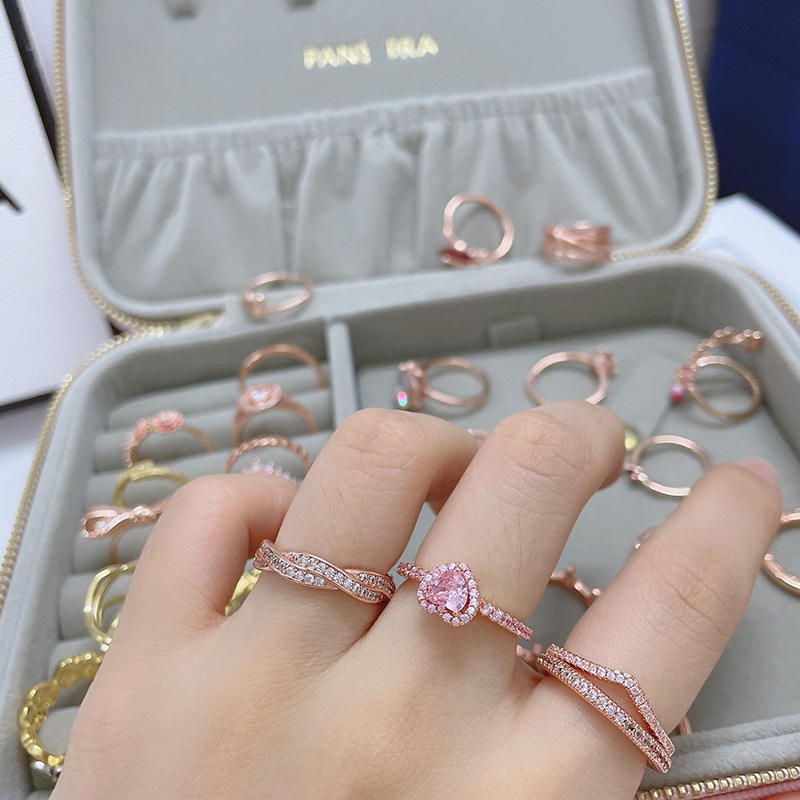 Heart-Shaped Pink Diamond Ring - Image 4