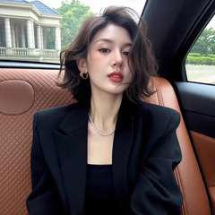 法式小众独别致上衣高级感超好看阔太太洋气高贵黑色西装外套秋季