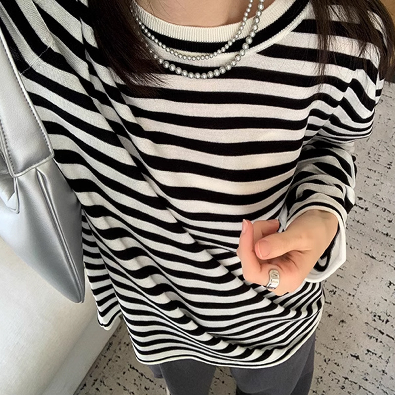 Wool Pit Striped Sweater Women's Long-sleeved Mulberry Silk Round Neck Loose Cashmere Base Shirt Top Wool Pit Striped Sweater Women's Long-sleeved Mulberry Silk Round Neck Loose Cashmere Base Shirt Top