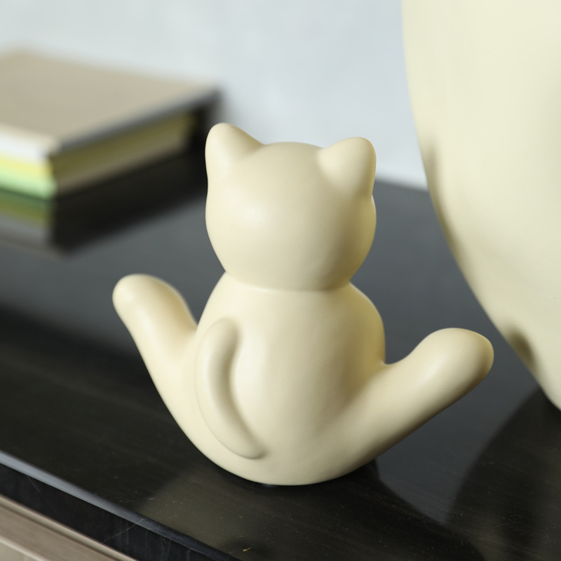 Decoración de cerámica de gato creativo de estilo crema moderno, mueble de vino de sala de estar, decoración de mueble de TV, decoración de porche de escritorio