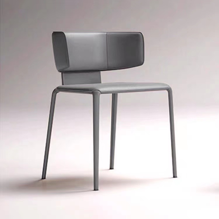회색