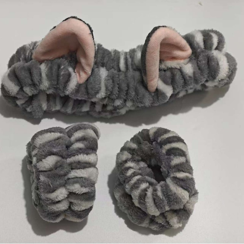 かわいいぬいぐるみ猫耳ヘッドバンド卸売女性の秋と冬超かわいい立体洗顔メイク防湿袖ストライプリストバンド|undefined