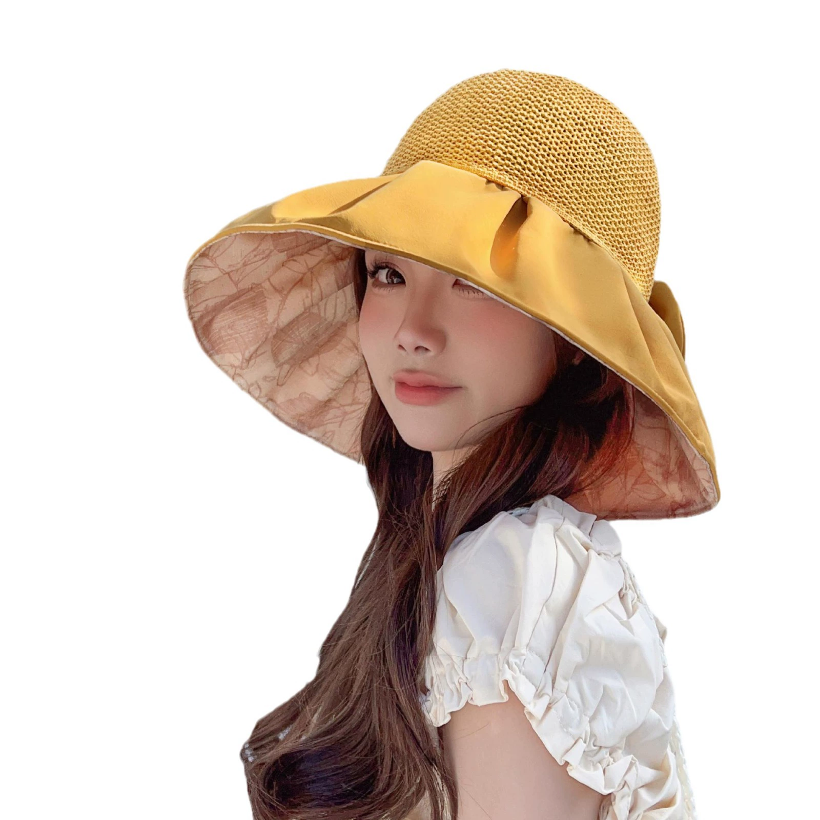 Quality summer sun hat, beach sun protection cream