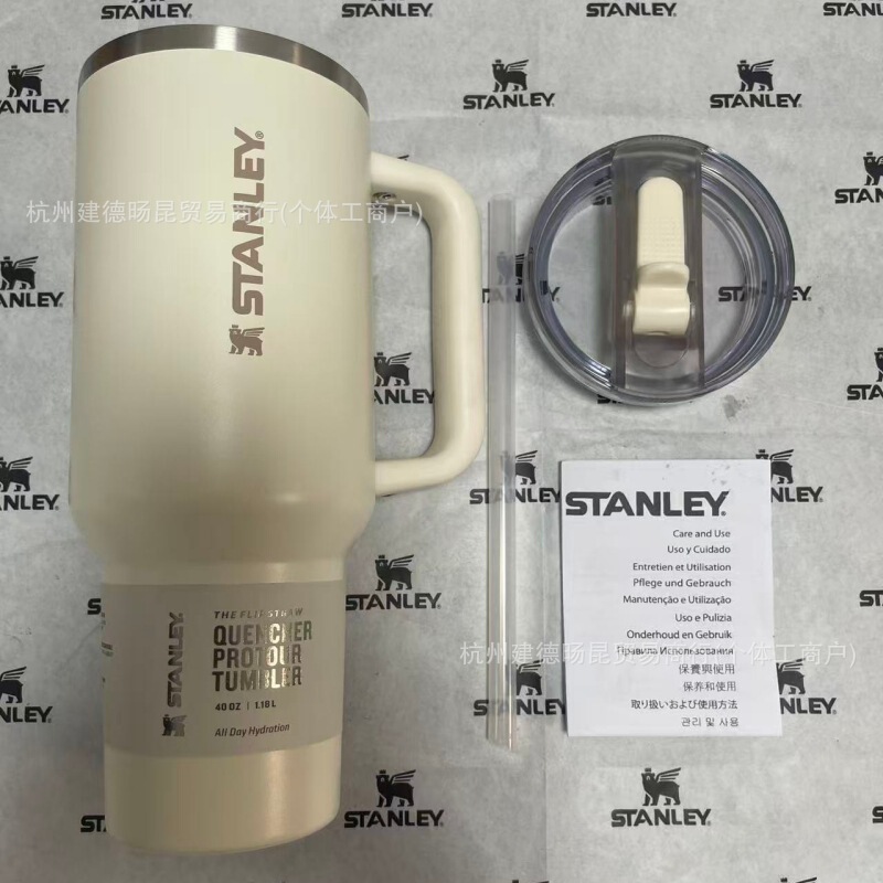 史丹利STANLEY3代保温杯双层不锈钢巨无霸杯40oz防漏可拆卸吸嘴|undefined