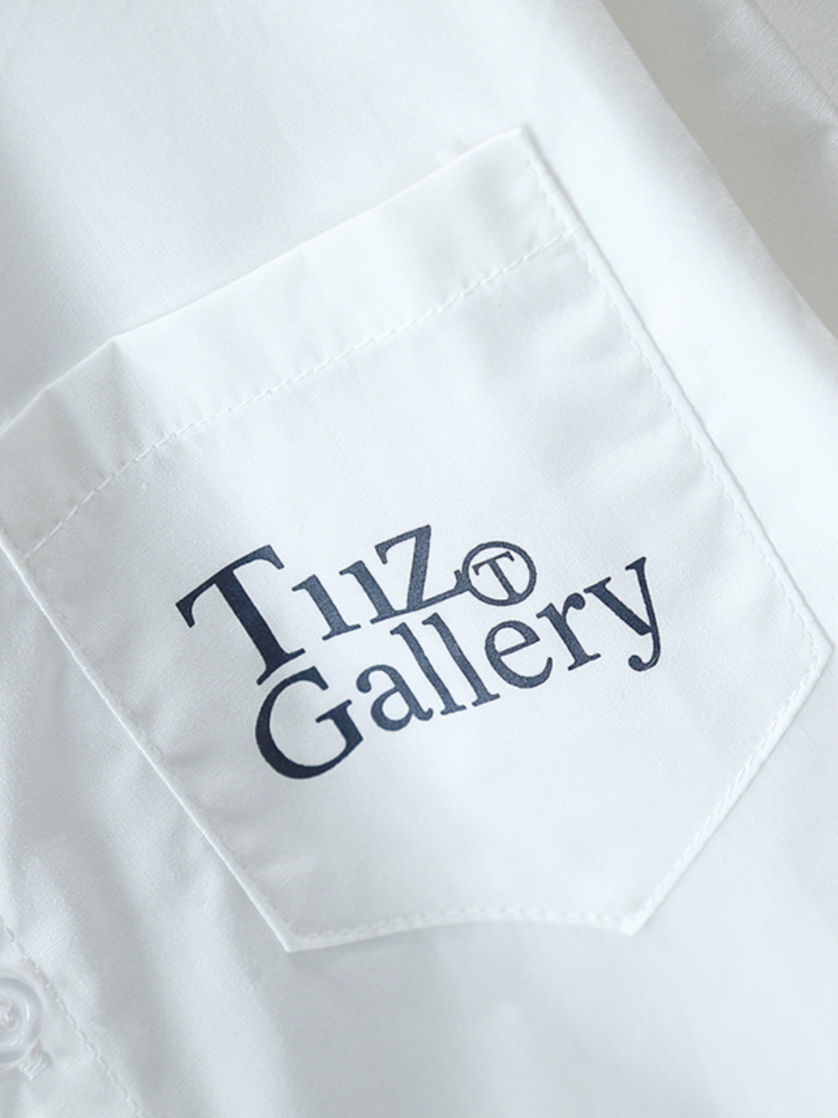 7821 Ropa infantil, camisa de manga larga para niños, estilo primavera-otoño 2026, camisa blanca de primavera para niños pequeños y medianos, a la moda
